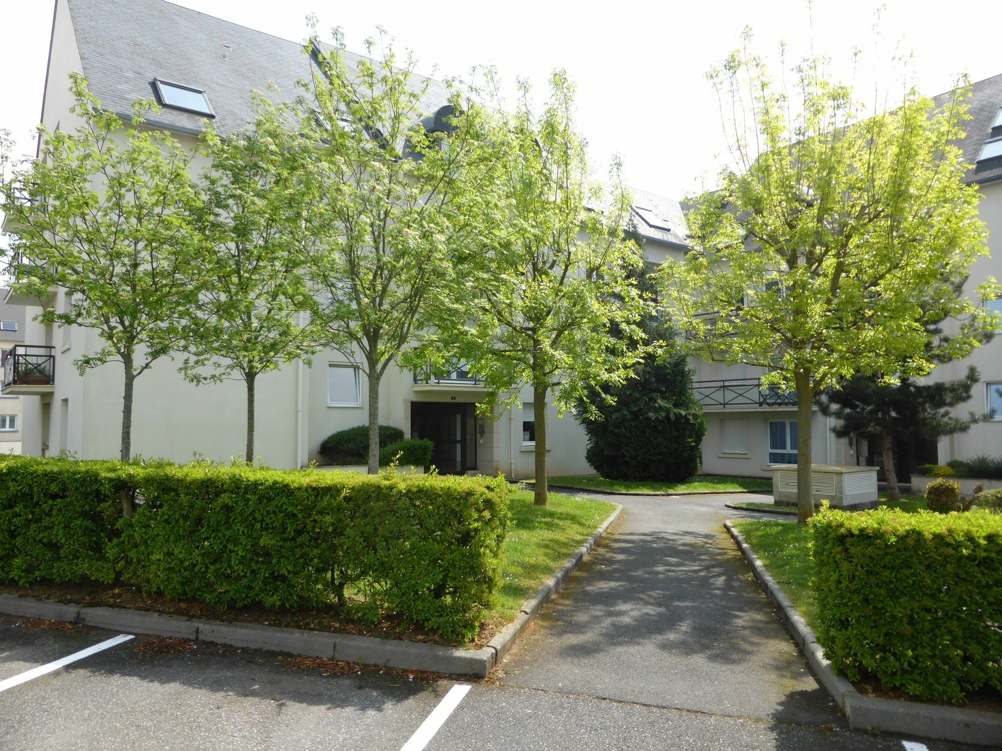 Le Memorial Apparthotel-Goodcaen Bayeux Exterior photo